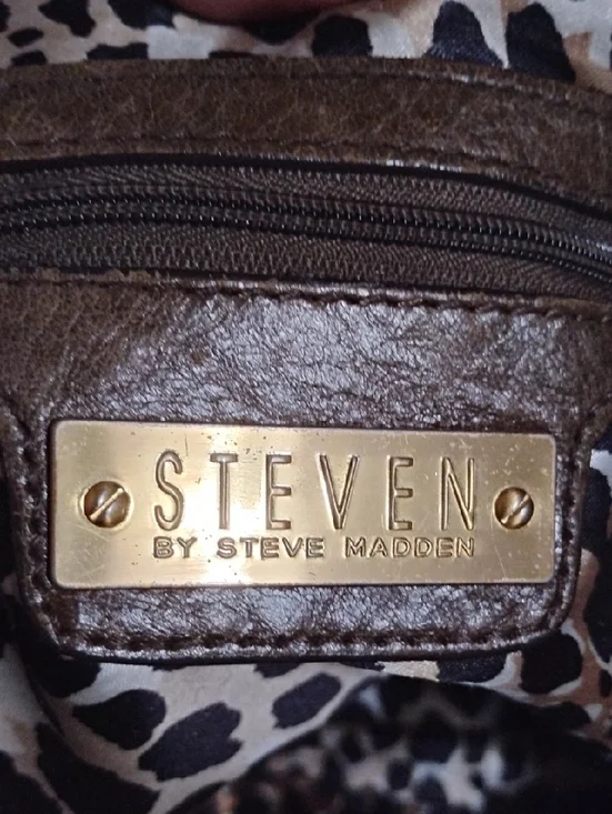 STEVE MADDEN  Leather Vintage Brown & Black Tote Satchel! Brass Turn Lock Clasp! - Picture 9 of 12